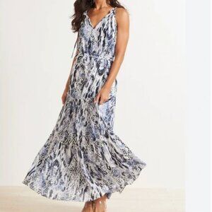 EVEREVE Roan & Ryan Naomi Halter Maxi XL Blue and White Summer Dress NWT